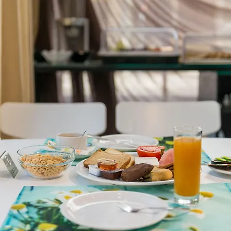 Olympia 2* העיירה קוס