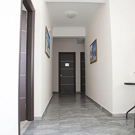 Отель Olympia 2*