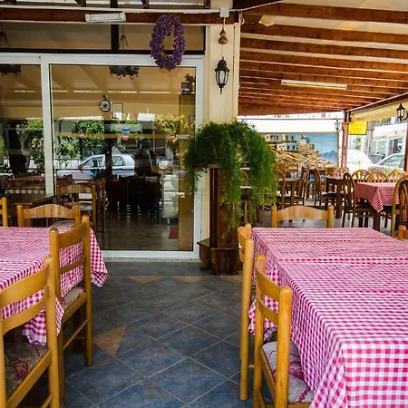 Olympia 2* העיירה קוס