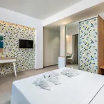 Hotel Olympia 2*