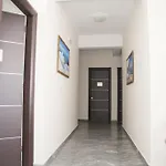 Olympia 2*